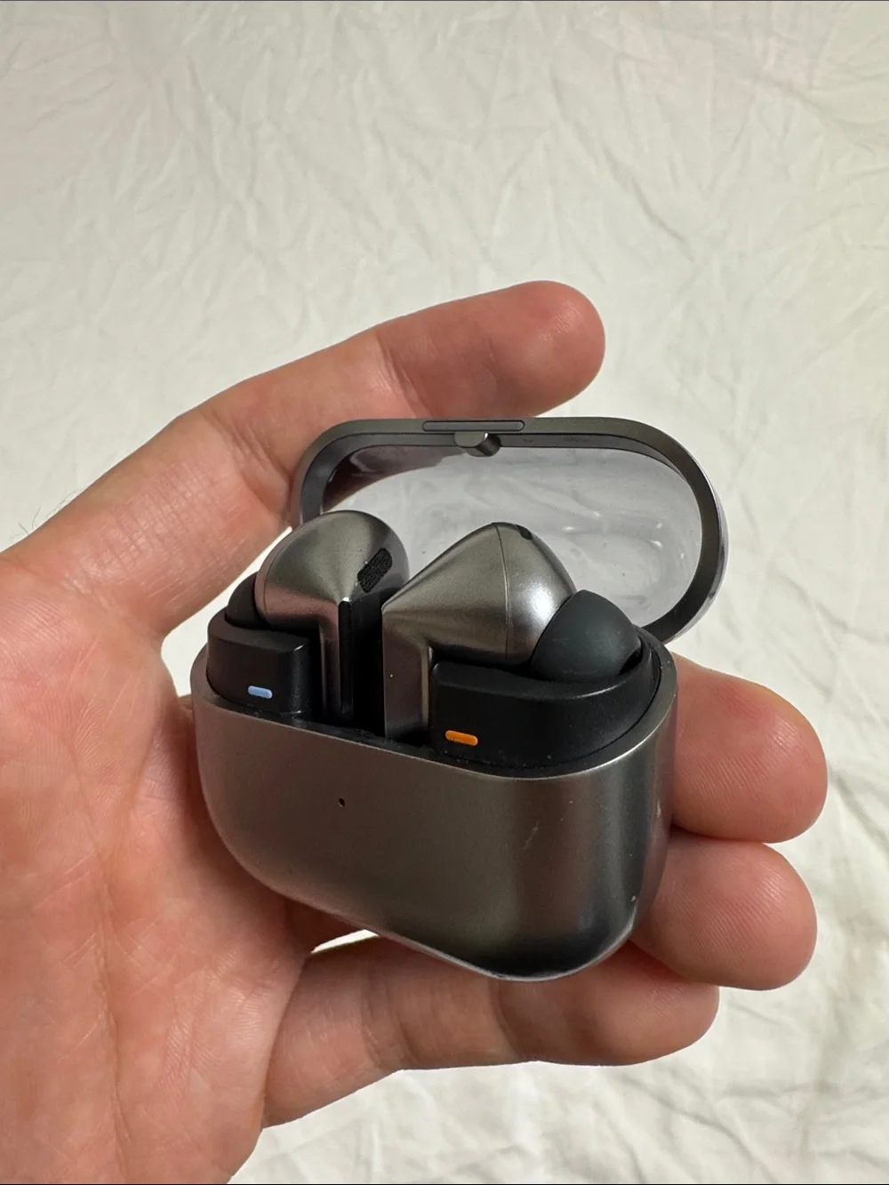 Samsung Buds3 Pro in very good condition!!